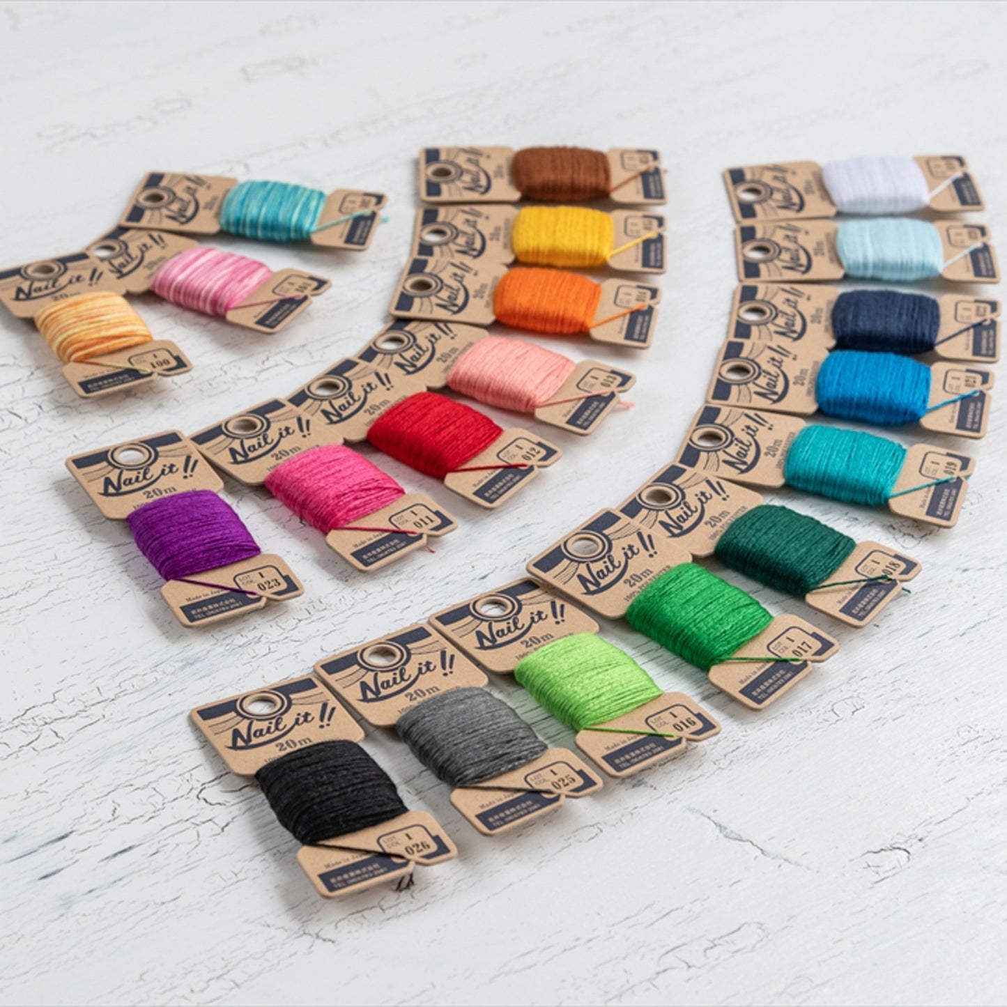 【ネイルイット公式ショップ】おうちで工作!釘と糸で作るストリングアート Nail it!! 糸 20m巻(全20種)